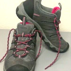 Keen Koven women’s hiking shoes.